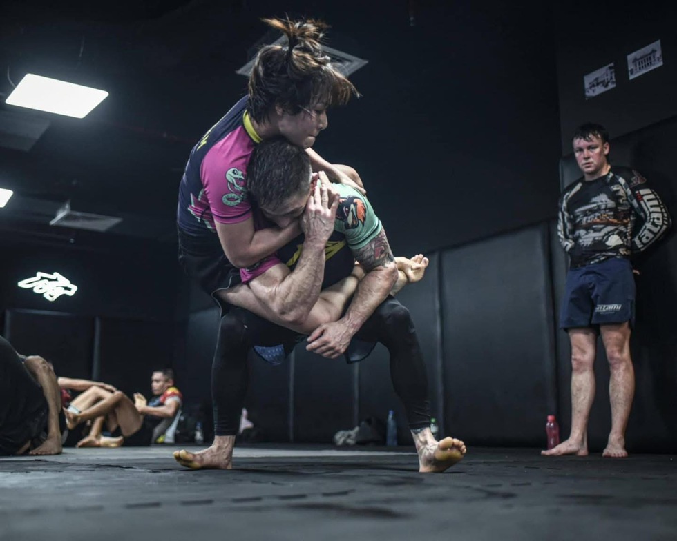 Cận cảnh ‘cô gái MMA’ gây bão mạng, học võ để đủ khả năng tự vệ
- Ảnh 4.