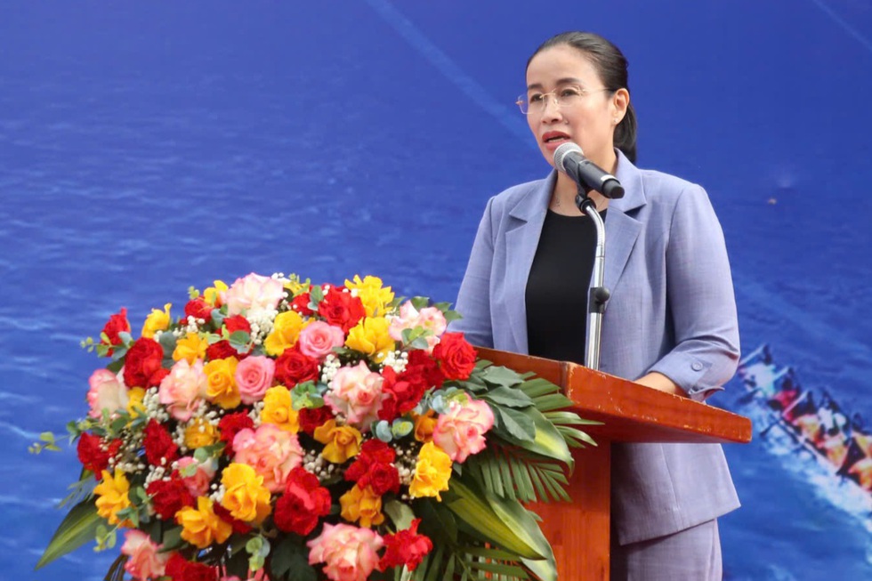 Sông Hàn bùng nổ với giải đua thuyền: 'Sự đoàn kết, tình yêu quê hương nhân lên'- Ảnh 1.