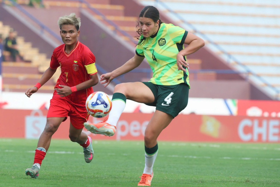 Lịch thi đấu AFF Cup nữ hôm nay: Cực gay cấn, Úc thua sẽ về nước!
- Ảnh 1. Lịch thi đấu AFF Cup nữ hôm nay: Cực gay cấn, Úc thua sẽ về nước!
- Ảnh 1.