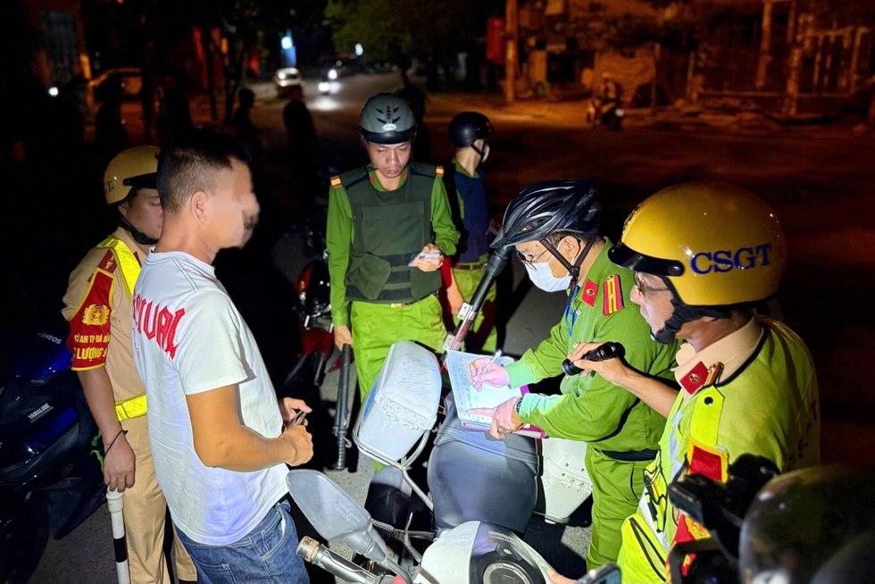 Giám đốc Công an TP.Đà Nẵng: Mọi hành vi gây rối không thể qua mắt lực lượng chức năng - Ảnh 4.