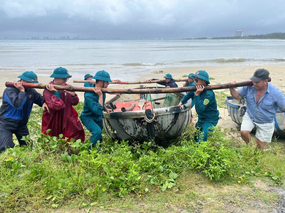 Trường miền núi Đà Nẵng ứng phó bão số 10: Giữ an toàn tuyệt đối cho học trò- Ảnh 5.