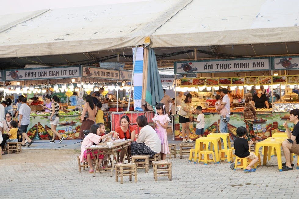 C&aacute;nh đồng hoa tết mới toanh vừa mở cửa &lsquo;g&acirc;y sốt&rsquo;- Ảnh 15.