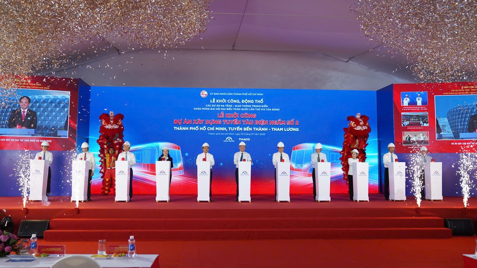 Bấm n&uacute;t khởi c&ocirc;ng metro số 2 TP.HCM, quyết liệt đẩy nhanh tiến độ- Ảnh 2.