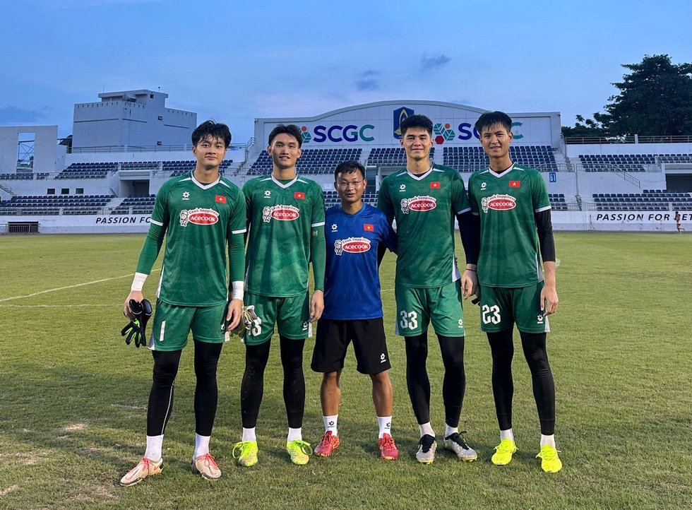 Thủ môn số 3 của U.23 Việt Nam đã về nước, Phạm Đình Hải nhập đội tại Ả Rập Xê Út- Ảnh 1.