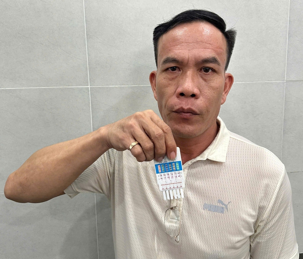 Khởi tố nh&oacute;m bị can ở Đ&agrave; Nẵng đe dọa, đ&aacute;nh chủ nh&agrave; để đ&ograve;i tiền cọc đất- Ảnh 3.