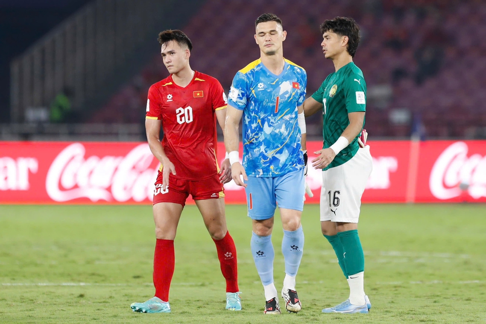 Lê Giang Patrik và Đình Bắc không về Việt Nam cùng đội tuyển, Việt Anh được miễn đấu Shopee Cup vì quá tải- Ảnh 1.
