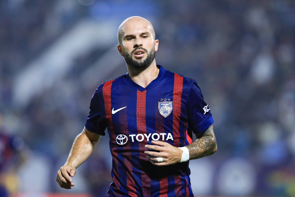 AFC tiền hậu bất nhất, đội tuyển Việt Nam đừng lo sợ: H&atilde;y vững tin sẽ đ&aacute;nh bại Malaysia 
- Ảnh 1.