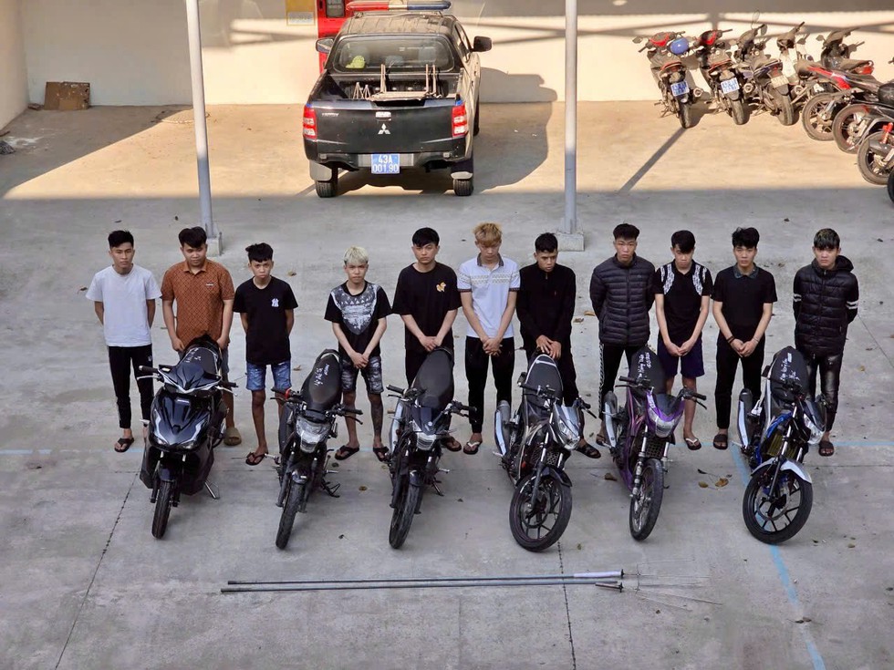 Hẹn nhau hỗn chiến l&uacute;c rạng s&aacute;ng, 1 người ở Đ&agrave; Nẵng bị đ&acirc;m xuy&ecirc;n ngực- Ảnh 2.