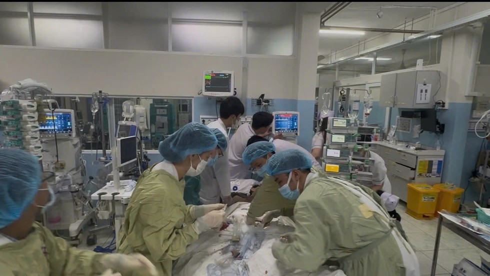 Bệnh viện đầu ti&ecirc;n th&agrave;nh c&ocirc;ng hồi sinh tim phổi sử dụng tuần ho&agrave;n ngo&agrave;i cơ thể- Ảnh 1.