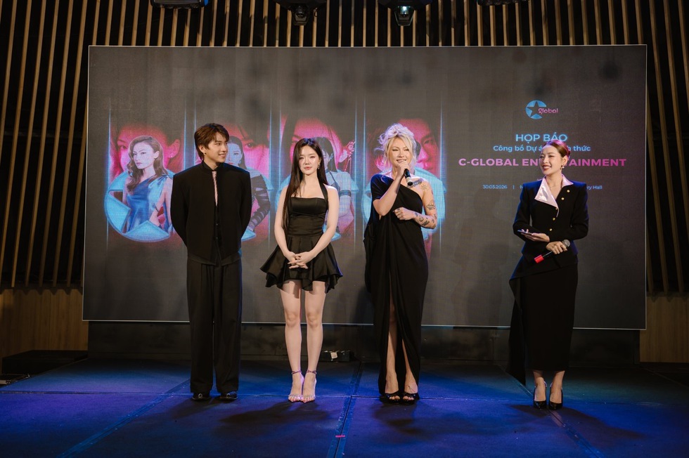 Chi Pu: H&agrave;nh tr&igrave;nh 17 năm từ hot girl đến l&atilde;nh đạo c&ocirc;ng ty giải tr&iacute;- Ảnh 4.