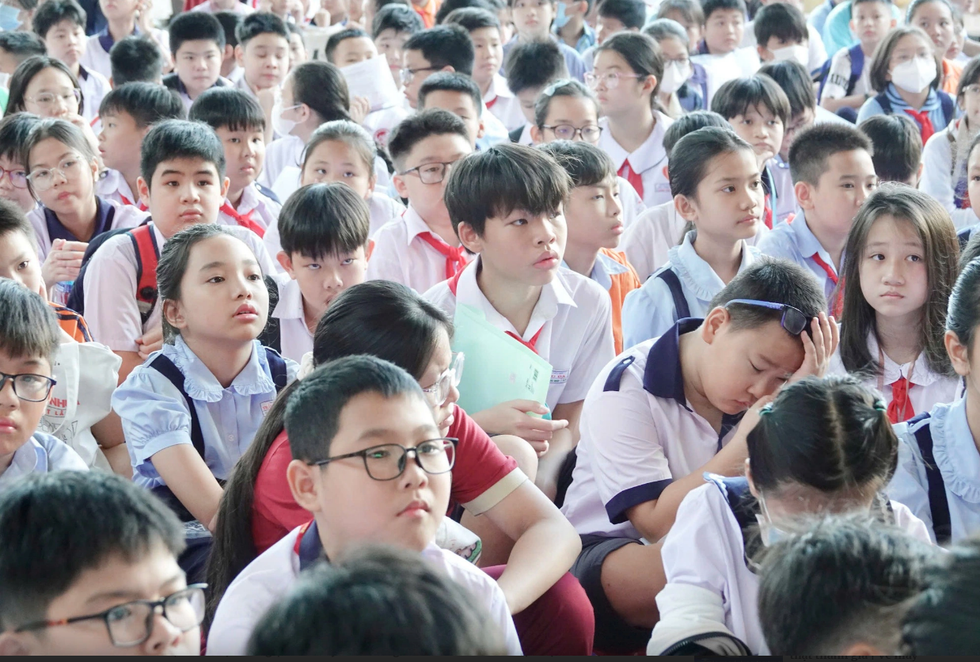 Tuyển sinh đầu cấp TP.HCM: Những điểm mới về đăng k&yacute; trực tuyến, ranh giới nơi ở - Ảnh 1.