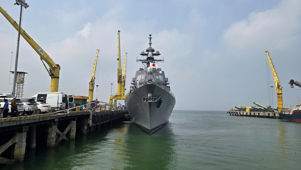 T&agrave;u hộ vệ hiện đại Nhật Bản thăm Đ&agrave; Nẵng, tăng cường hợp t&aacute;c quốc ph&ograve;ng- Ảnh 1.