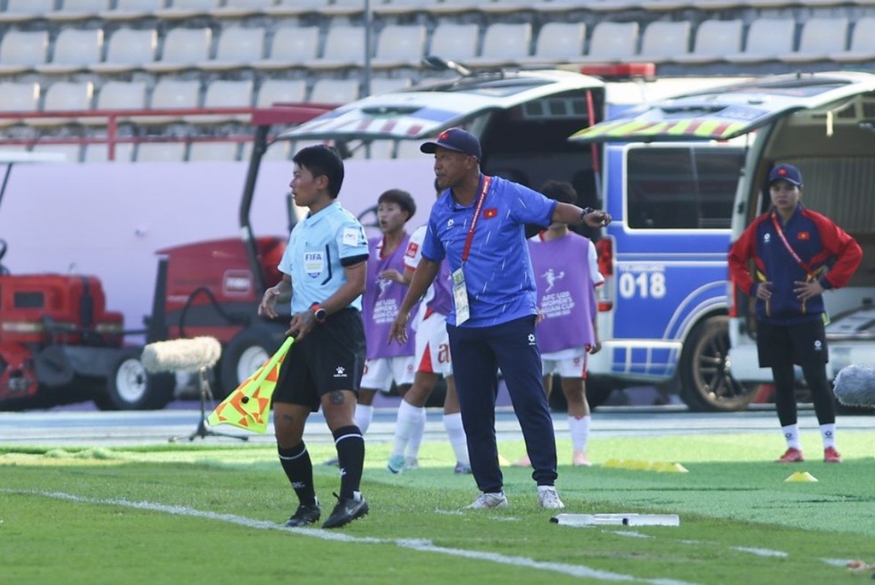 HLV Nhật Bản n&oacute;i điều bất ngờ về U.20 nữ Trung Quốc, U.20 nữ Việt Nam quyết thắng Th&aacute;i Lan- Ảnh 1.