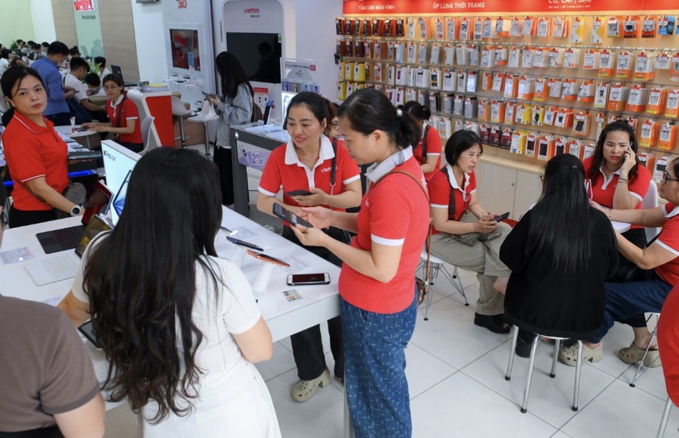 Cảnh b&aacute;o chi&ecirc;u lừa 'SIM sai th&ocirc;ng tin, sẽ bị kh&oacute;a sau 2 giờ'  - Ảnh 2.