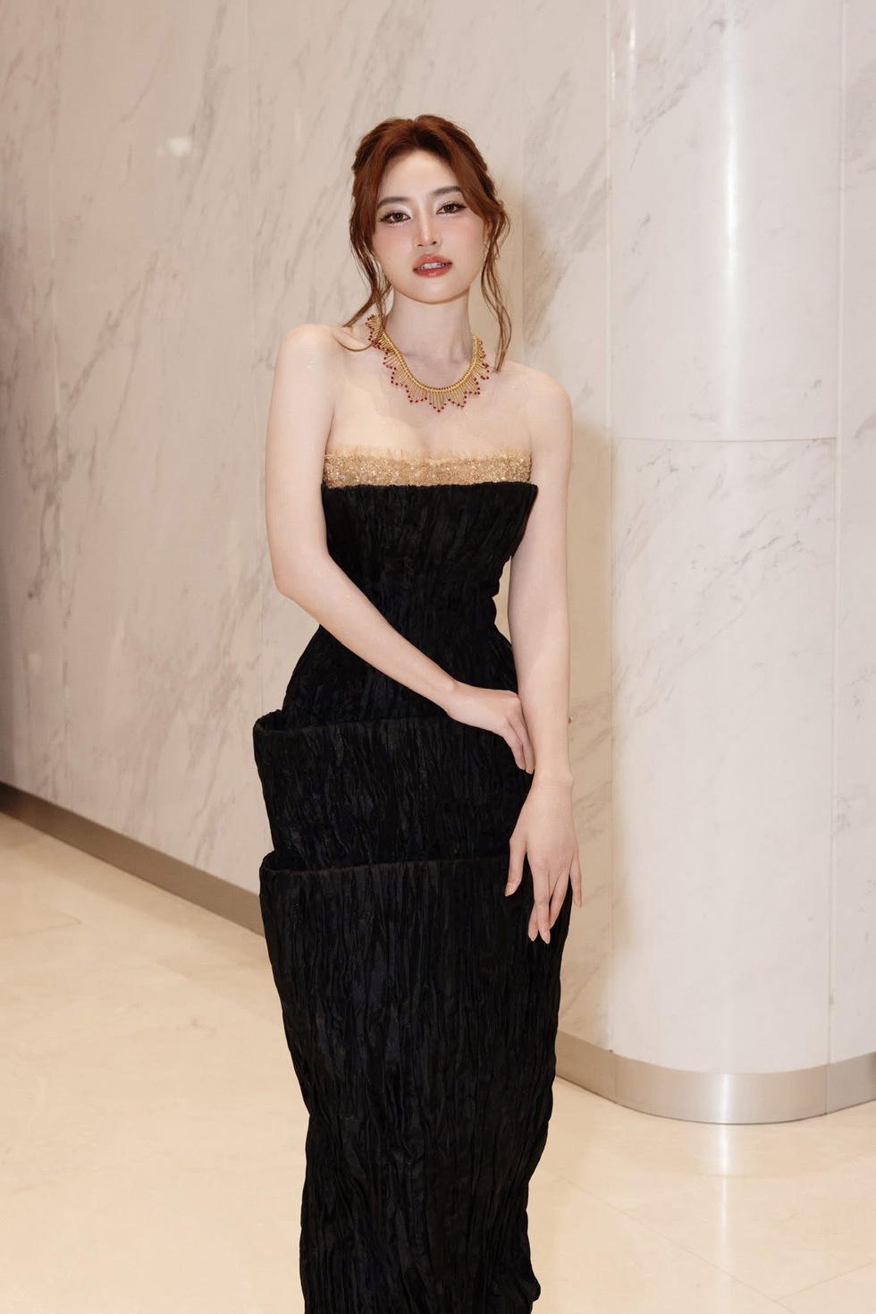 Nhan sắc g&acirc;y ch&uacute; &yacute; của Ninh Dương Lan Ngọc ở tuổi 36- Ảnh 6.