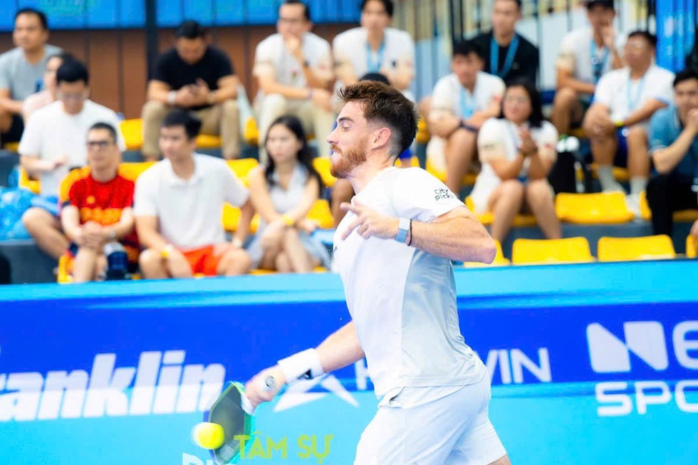 Trương Vinh Hiển tạo &lsquo;địa chấn&rsquo; trước tay vợt pickleball số 2 thế giới- Ảnh 3.
