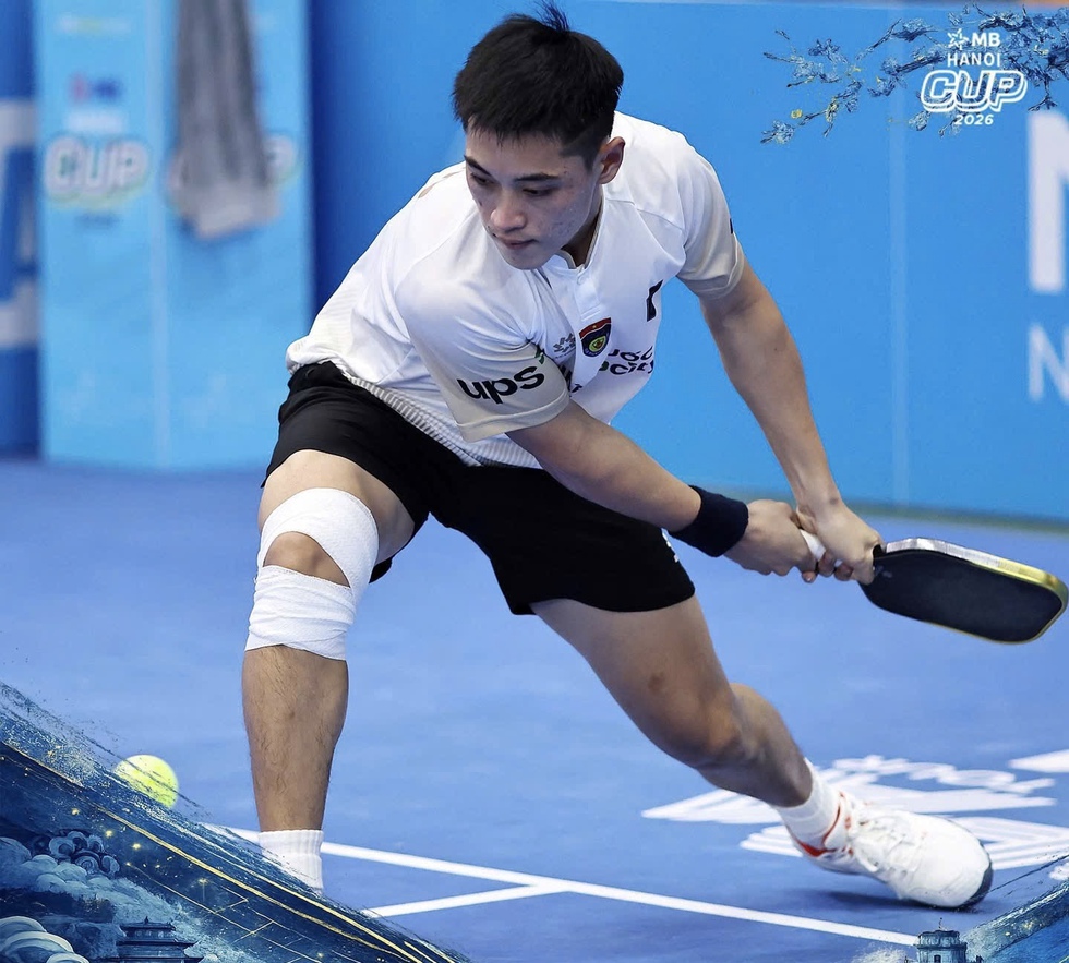 Trương Vinh Hiển tạo &lsquo;địa chấn&rsquo; trước tay vợt pickleball số 2 thế giới- Ảnh 1.