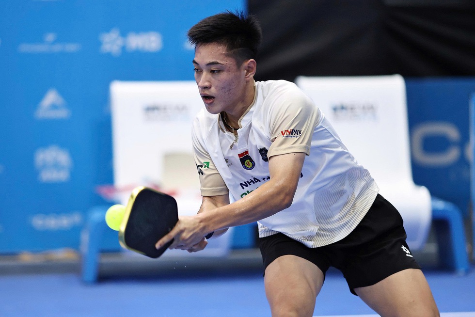 Trương Vinh Hiển tạo &lsquo;địa chấn&rsquo; trước tay vợt pickleball số 2 thế giới- Ảnh 2.