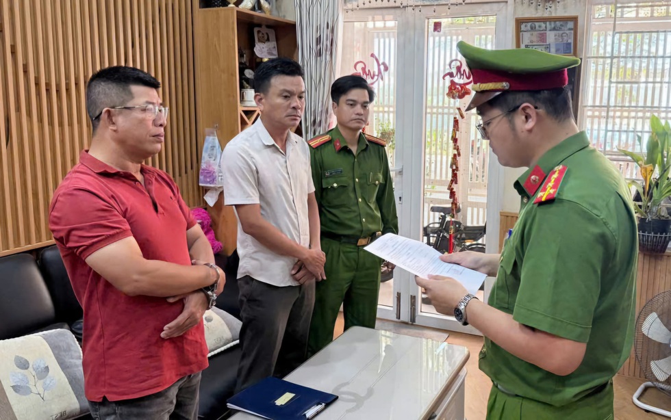 Đ&agrave; Nẵng: Bắt người giăng bẫy g&oacute;p vốn mua đất "ma", chiếm đoạt 2,7 tỉ đồng - Ảnh 1.
