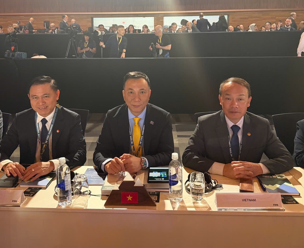 Chủ tịch FIFA tuy&ecirc;n bố tiếp tục tranh cử, Iran chắc chắn tham dự World Cup 2026- Ảnh 2.