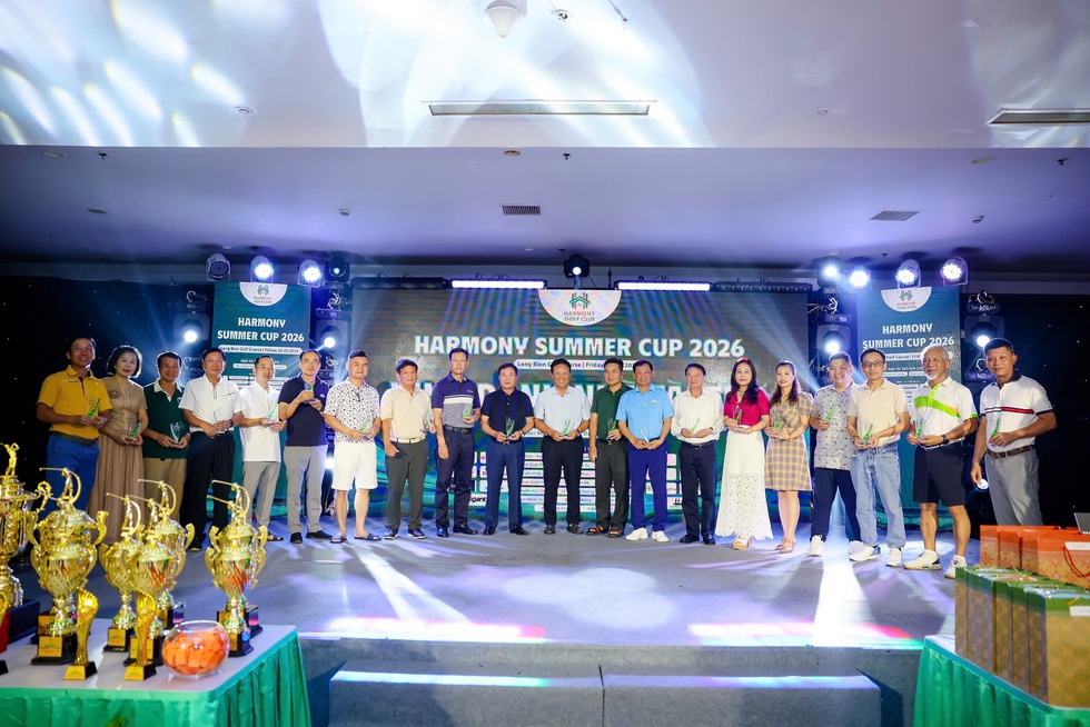 S&acirc;n golf Long Bi&ecirc;n chứng kiến giải đấu hấp dẫn, lộ diện c&aacute;c nh&agrave; v&ocirc; địch xứng đ&aacute;ng- Ảnh 3.