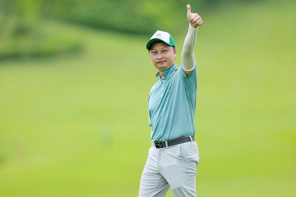 S&acirc;n golf Long Bi&ecirc;n chứng kiến giải đấu hấp dẫn, lộ diện c&aacute;c nh&agrave; v&ocirc; địch xứng đ&aacute;ng- Ảnh 4.