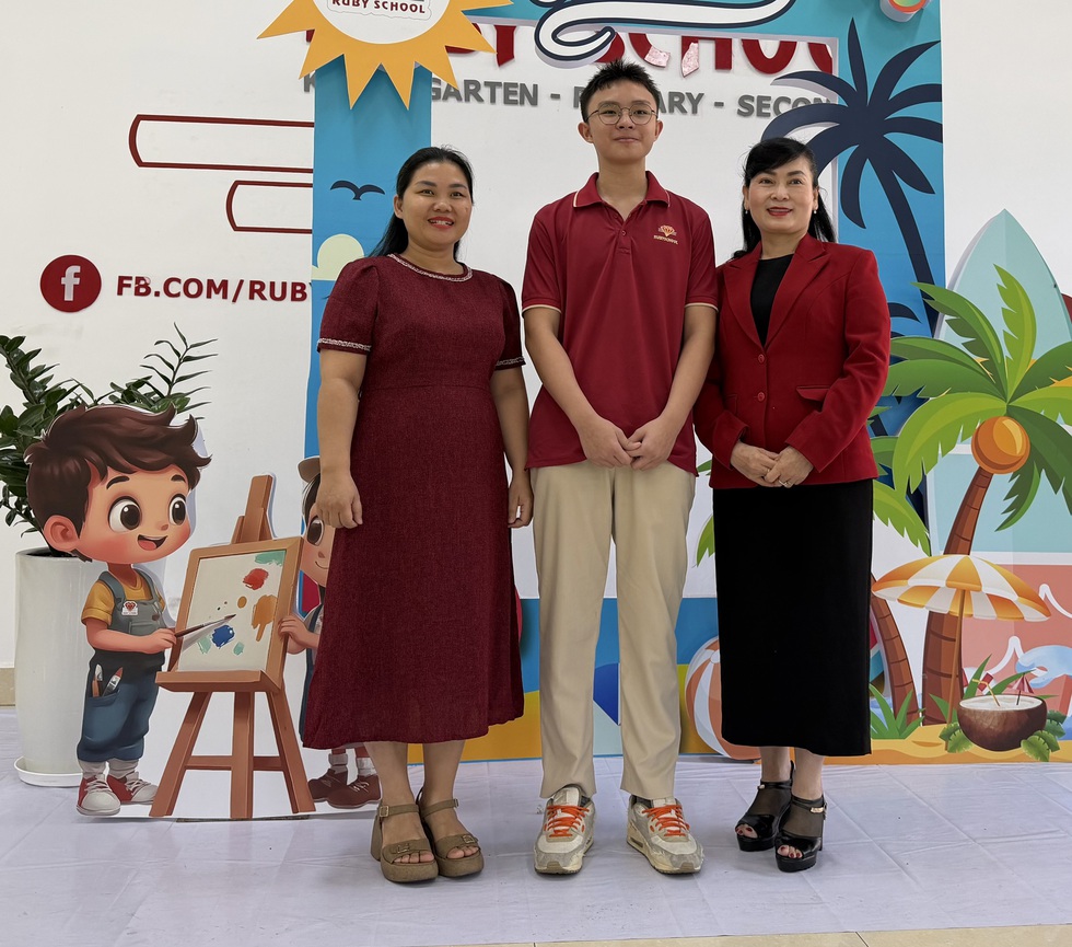 Thủ khoa lớp 10 TP.HCM không học thêm, đạt điểm cao vì sao?- Ảnh 2.