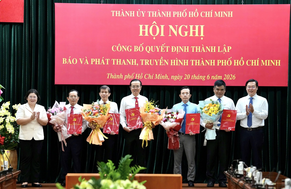 &Ocirc;ng L&ecirc; Văn Minh l&agrave;m Tổng gi&aacute;m đốc B&aacute;o v&agrave; Ph&aacute;t thanh, Truyền h&igrave;nh TP.HCM- Ảnh 2.