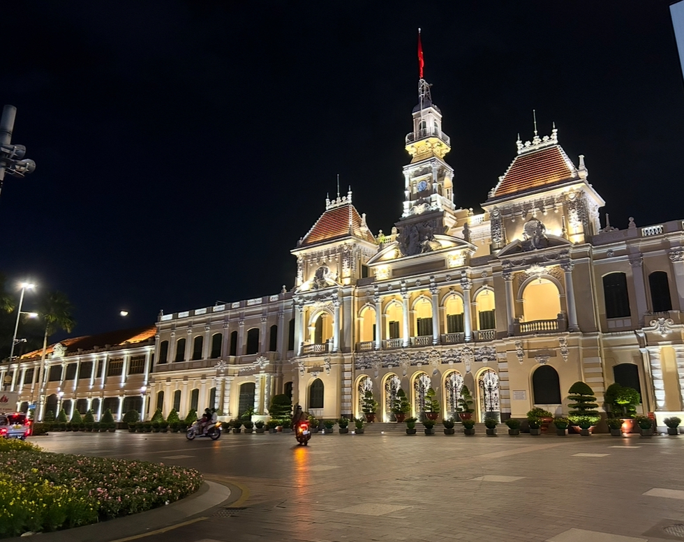 'Săn' vị tr&iacute; xem 3D mapping đẹp nhất TP.HCM- Ảnh 2.