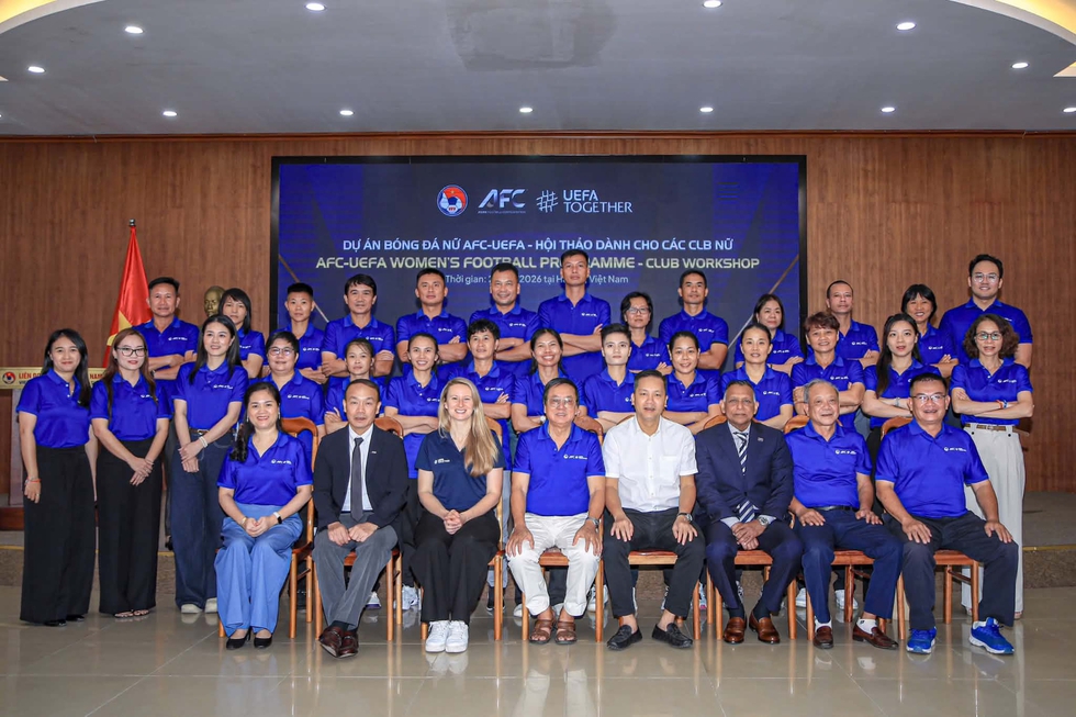 C&uacute; đột ph&aacute; chiến lược của b&oacute;ng đ&aacute; nữ Việt Nam, cả AFC v&agrave; UEFA c&ugrave;ng v&agrave;o cuộc- Ảnh 1.