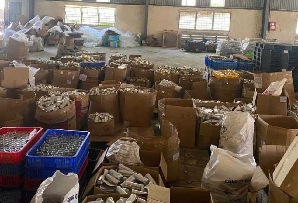Bắt doanh nghiệp sản xuất nước yến, tổ yến giả quy m&ocirc; lớn trong khu c&ocirc;ng nghiệp- Ảnh 3.