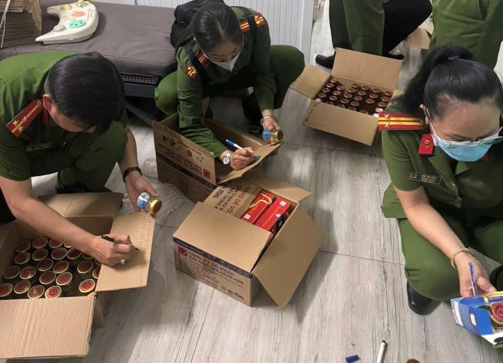 Bắt doanh nghiệp sản xuất nước yến, tổ yến giả quy m&ocirc; lớn trong khu c&ocirc;ng nghiệp- Ảnh 5.
