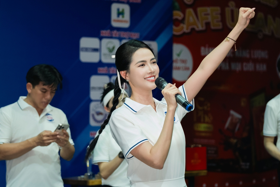 Phan Thị Mơ tiết lộ cuộc sống sau khi l&ecirc;n chức Ph&oacute; chủ tịch CLB Doanh nghiệp Mekong TP.HCM- Ảnh 1.