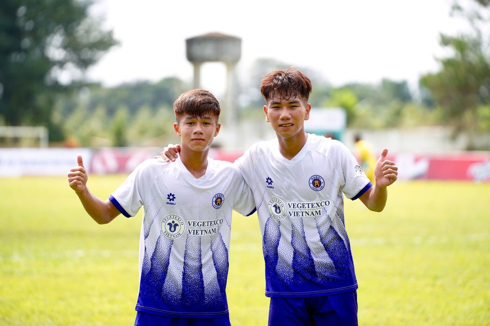 U.17 H&agrave; Nội thắng đậm đến kh&oacute; tin, U.17 Đồng Nai tạo bất ngờ  - Ảnh 2.