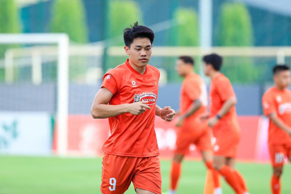 ASEAN Cup 2026: Cơ hội v&agrave;ng để Đ&igrave;nh Bắc khẳng định vị thế ở đội tuyển Việt Nam- Ảnh 2.