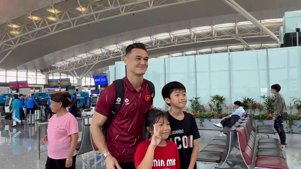 Đội tuyển Việt Nam h&aacute;o hức sang Th&aacute;i Lan chuẩn bị đấu Timor Leste: Khởi đầu h&agrave;nh tr&igrave;nh lịch sử! - Ảnh 4.