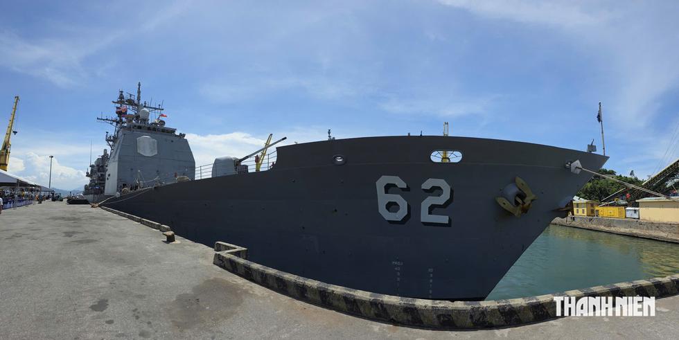 T&agrave;u s&acirc;n bay USS George Washington cập cảng Đ&agrave; Nẵng, bắt đầu chuyến thăm Việt Nam- Ảnh 2.