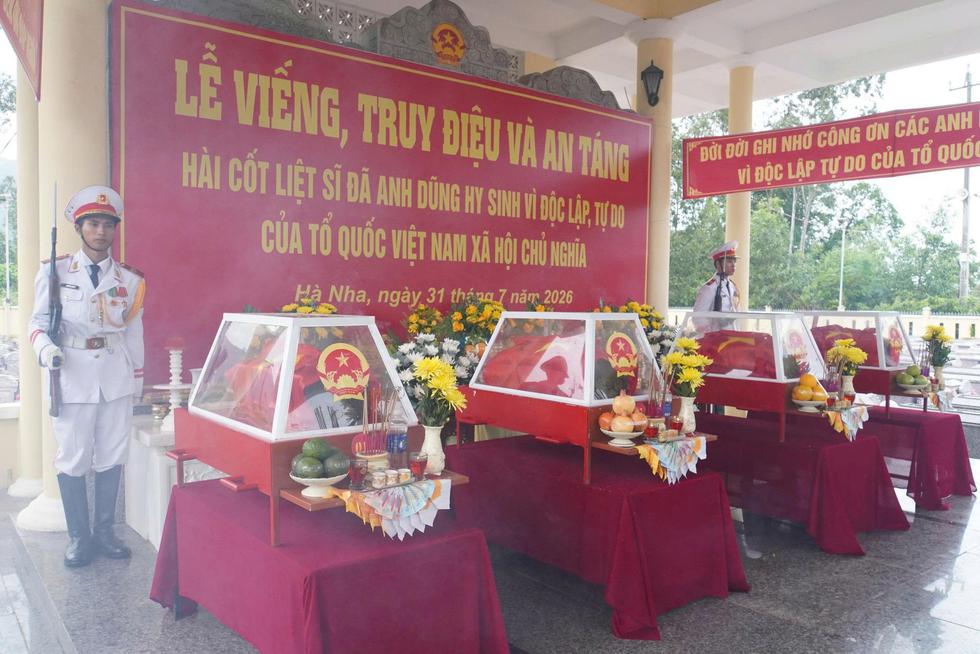 Đ&agrave; Nẵng: Truy điệu, an t&aacute;ng 4 h&agrave;i cốt liệt sĩ t&igrave;m thấy tại hang Đ&aacute; Sập- Ảnh 2.