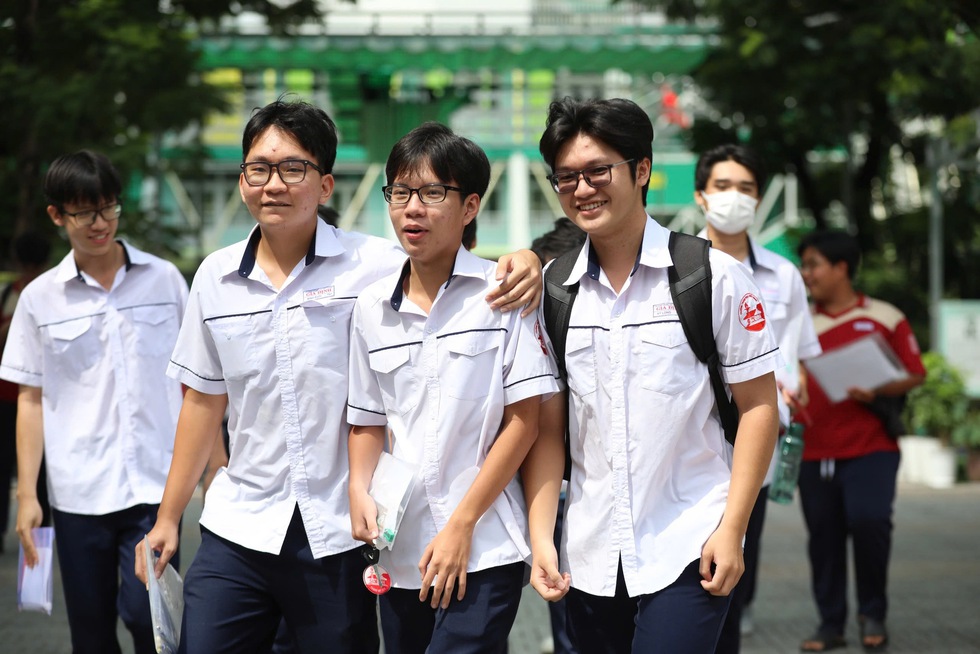 Th&iacute; sinh cần đạt bao nhi&ecirc;u điểm khi x&eacute;t tuyển v&agrave;o Trường ĐH Quốc tế S&agrave;i G&ograve;n?- Ảnh 1.