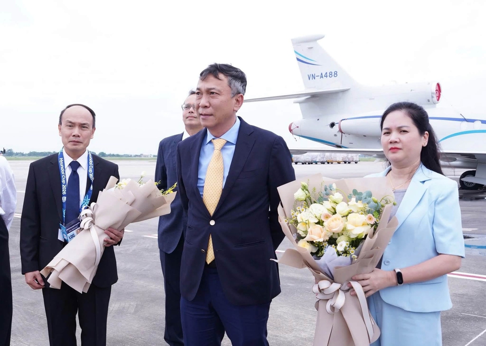 Chủ tịch FIFA đã xuống chuyên cơ, VFF đón tiếp trọng thị ngay tại Nội Bài: Chờ trận chung kết lịch sử- Ảnh 1.