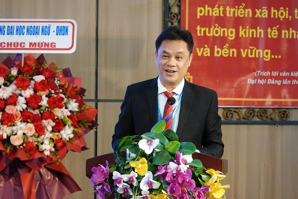 Hơn 1.000 chuy&ecirc;n gia b&agrave;n c&aacute;ch đưa tiếng Anh th&agrave;nh ng&ocirc;n ngữ thứ hai- Ảnh 6.