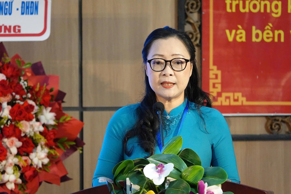 Hơn 1.000 chuy&ecirc;n gia b&agrave;n c&aacute;ch đưa tiếng Anh th&agrave;nh ng&ocirc;n ngữ thứ hai- Ảnh 2.