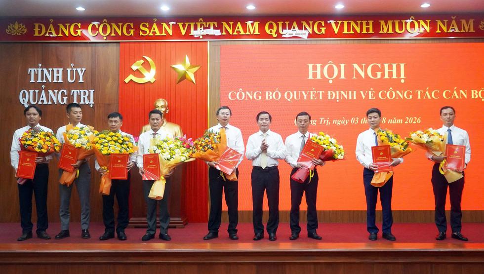 Quảng Trị điều động, bổ nhiệm 8 l&atilde;nh đạo ban quản l&yacute; dự &aacute;n v&agrave; địa phương- Ảnh 1.