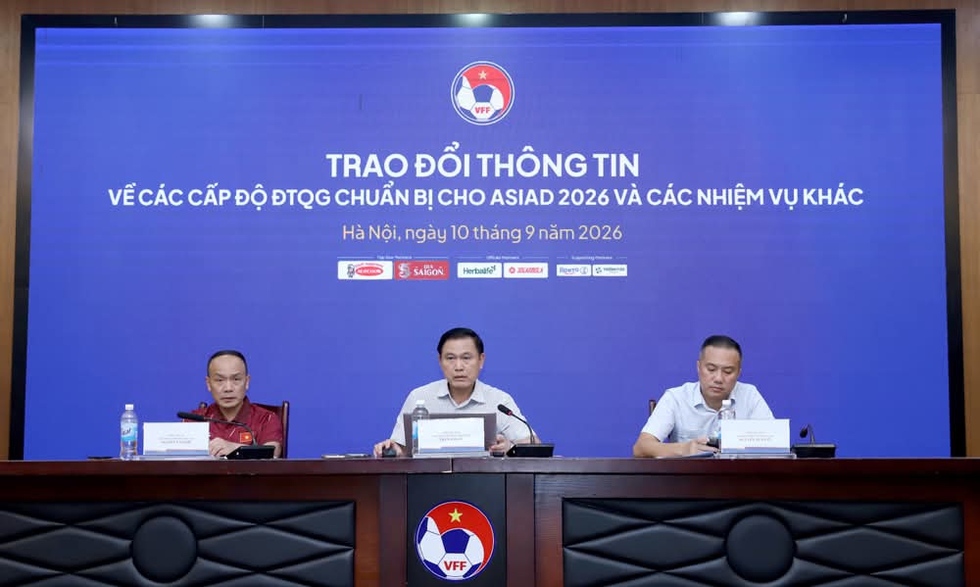 VFF kh&ocirc;ng giới hạn cầu thủ nhập tịch nhưng phải ph&ugrave; hợp, 'chọn ai l&agrave; quyền của HLV'- Ảnh 1.