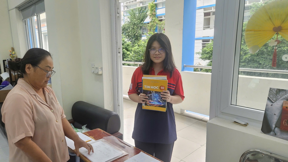 Sở GD-ĐT TP.HCM th&ocirc;ng tin về t&igrave;nh h&igrave;nh cung ứng s&aacute;ch gi&aacute;o khoa- Ảnh 1.