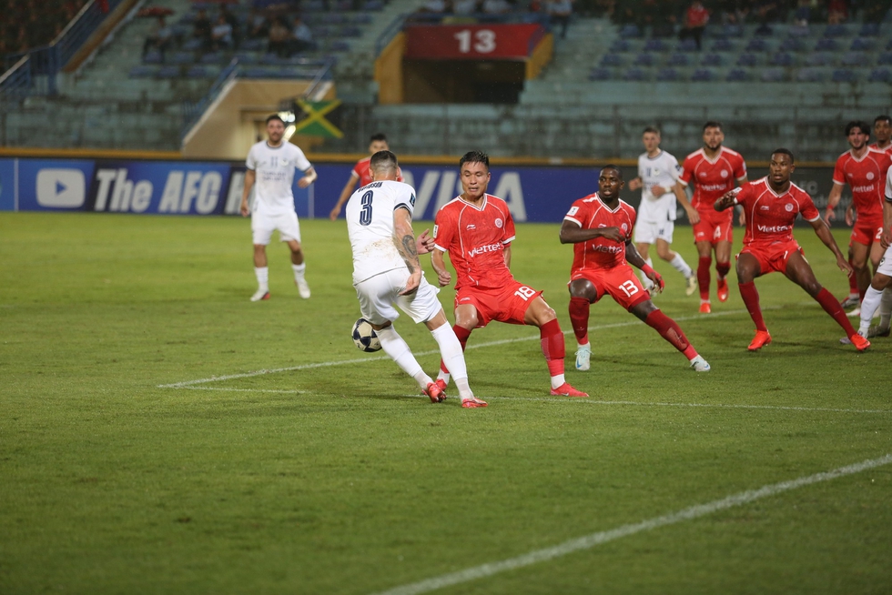 Lương Chí Khải chơi rất hay, Thể Công Viettel vẫn bị Melbourne Victory chia điểm đáng tiếc- Ảnh 3.