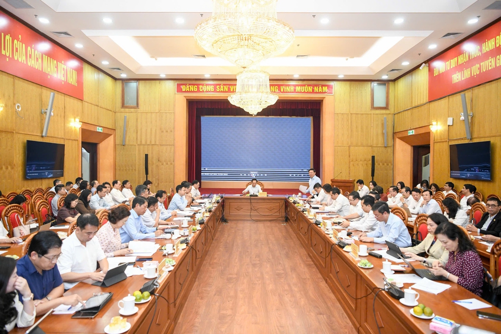 Trưởng ban Tuy&ecirc;n gi&aacute;o T.Ư: Phải biết văn h&oacute;a đ&oacute;ng g&oacute;p bao nhi&ecirc;u cho tăng trưởng kinhtế- Ảnh 2.