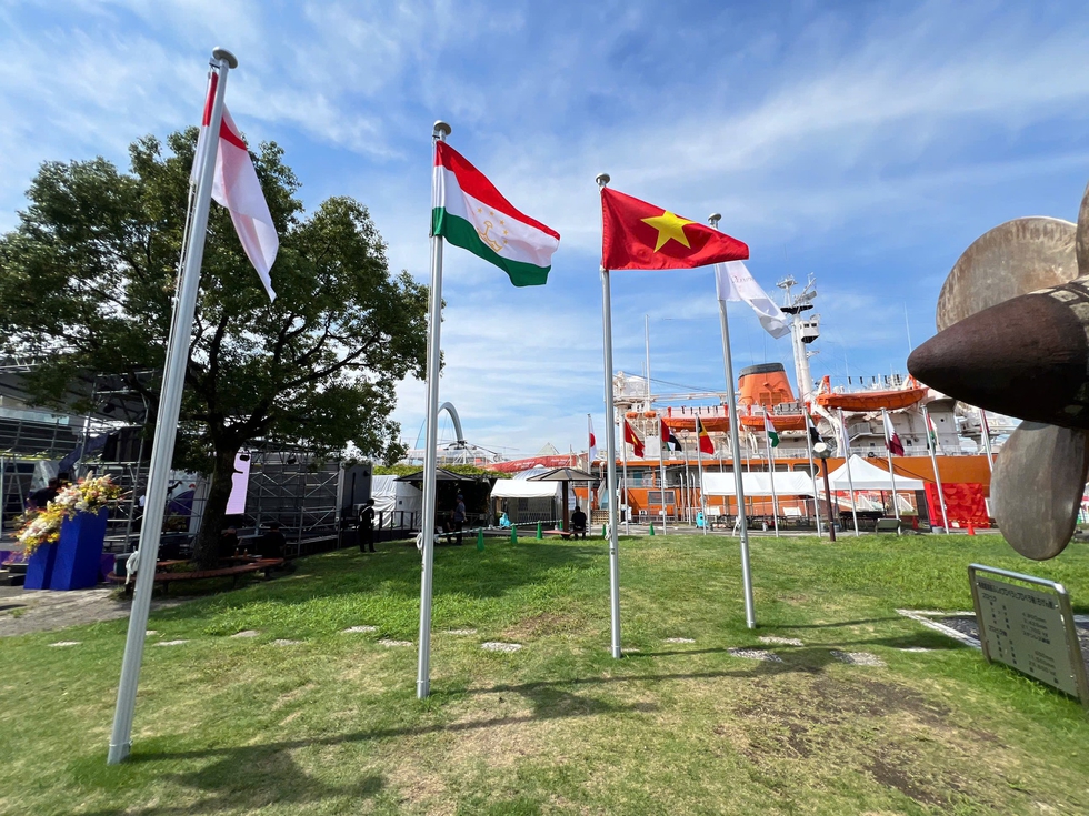 Quốc kỳ Việt Nam tung bay ở ASIAD 20, xúc động khoảnh khắc thiêng liêng tại lễ thượng cờ- Ảnh 3.