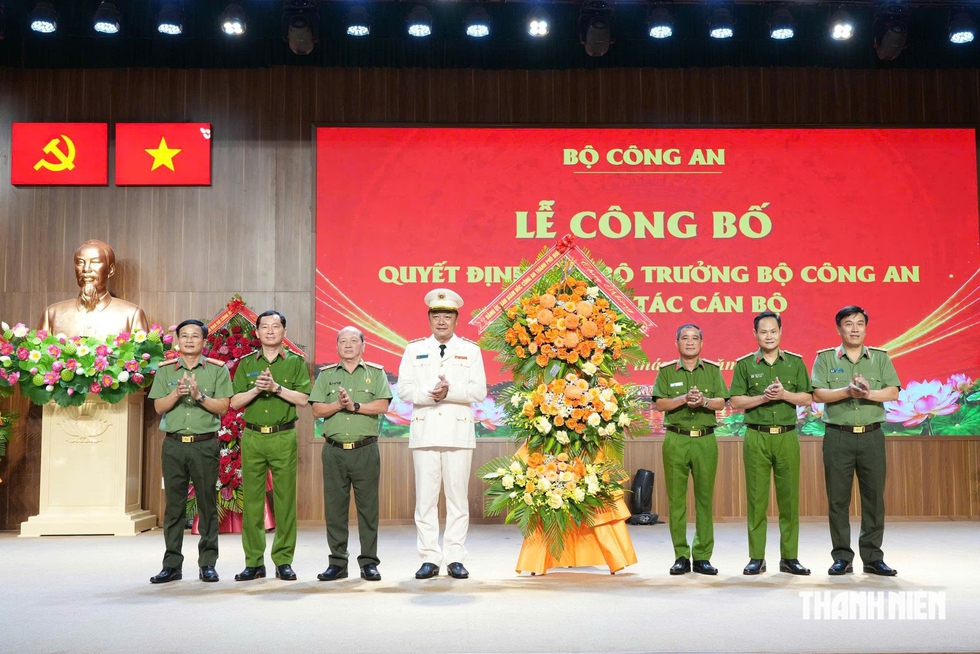 Phó giám đốc Công an TP.HCM Nguyễn Đình Dương làm Giám đốc Công an thành phố Huế- Ảnh 4.