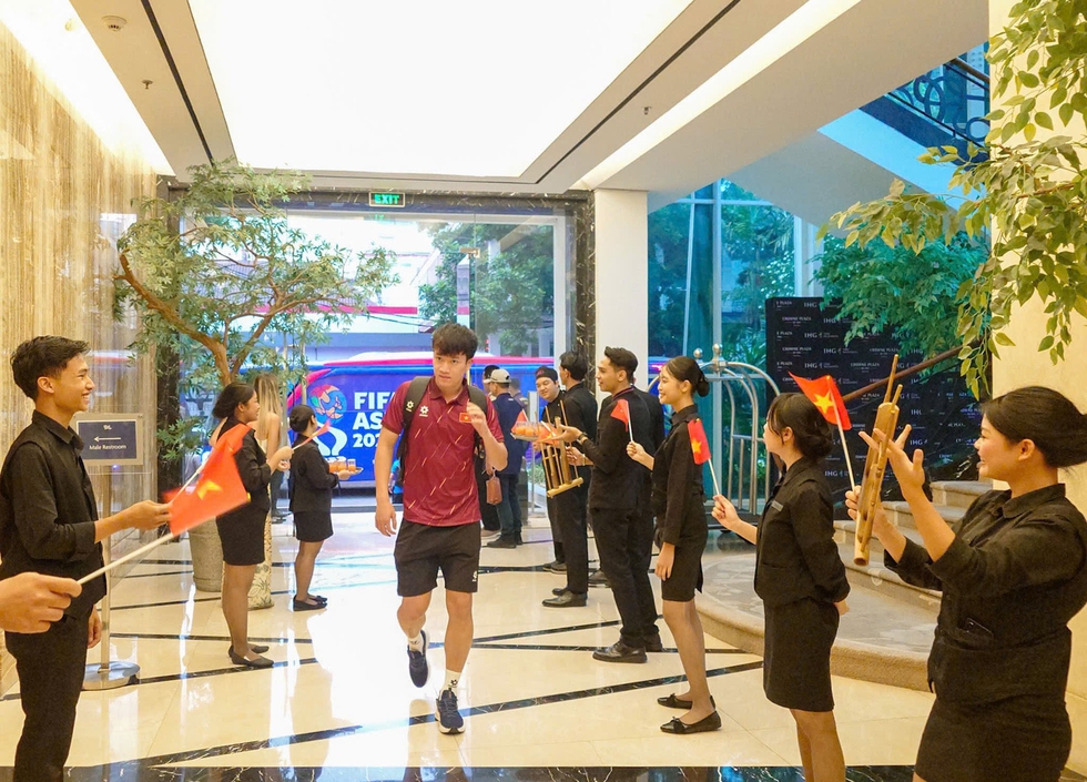 Đội tuyển Việt Nam được ‘cưng chiều’ hết nấc tại Indonesia, FIFA ASEAN Cup chính thức khởi động
- Ảnh 5.